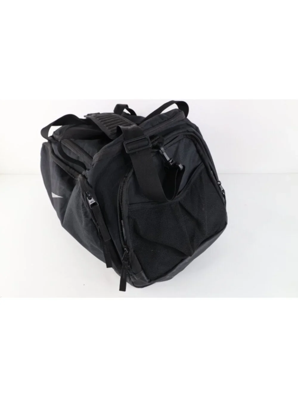 Nike Elite Distressed Spell Out Weekender Duffel Bag Gym Carry On Pack Black
